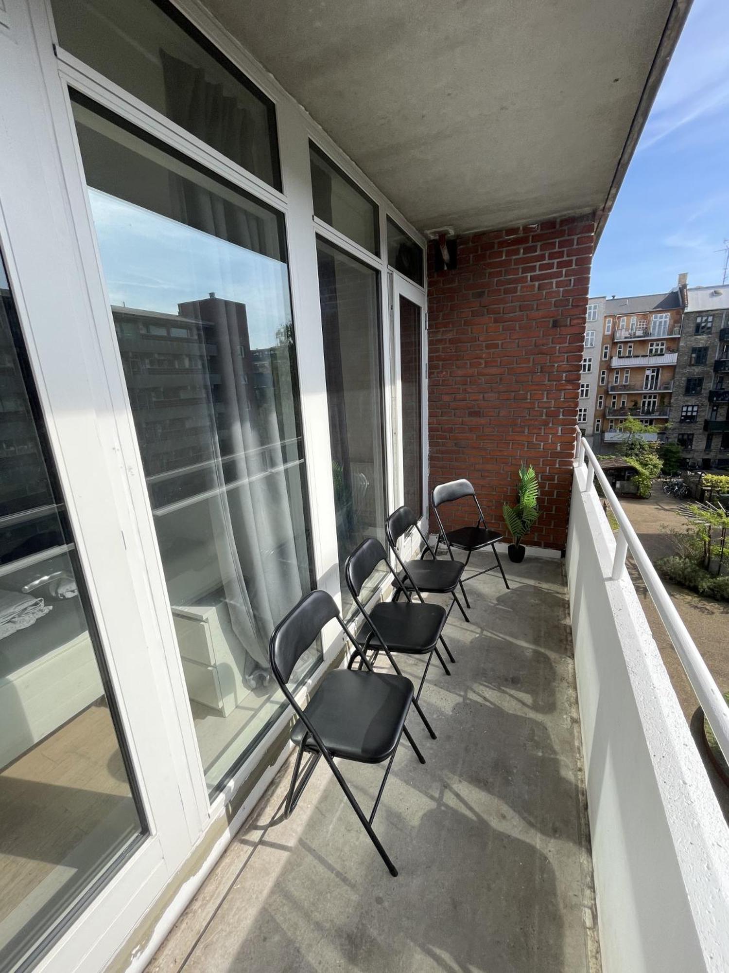 Central Copenhagen Apt With Balcony, Free Parking W Elevator Экстерьер фото